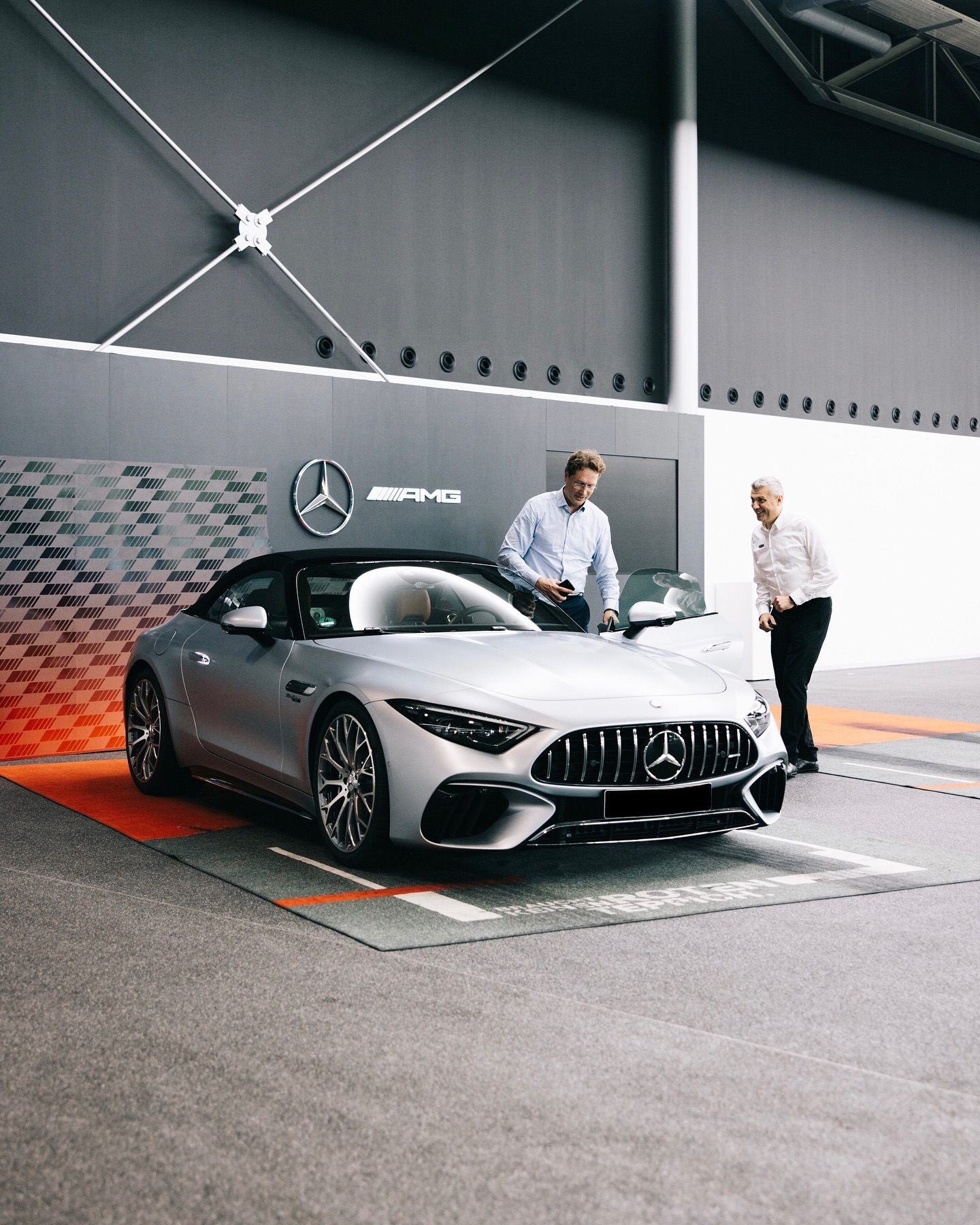 Mercedes Cars: A Journey Through Elegance, Innovation, and Performance